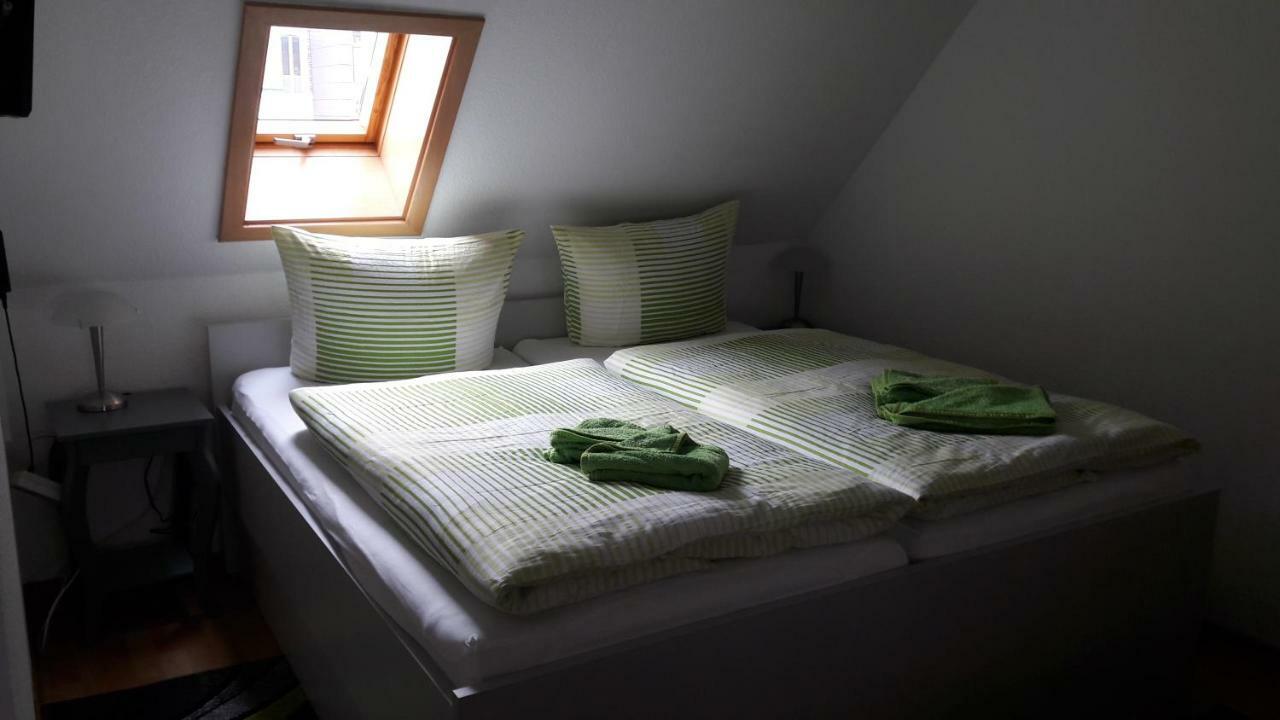 Zum Kleinen Riesen Apartman Erfurt Kültér fotó